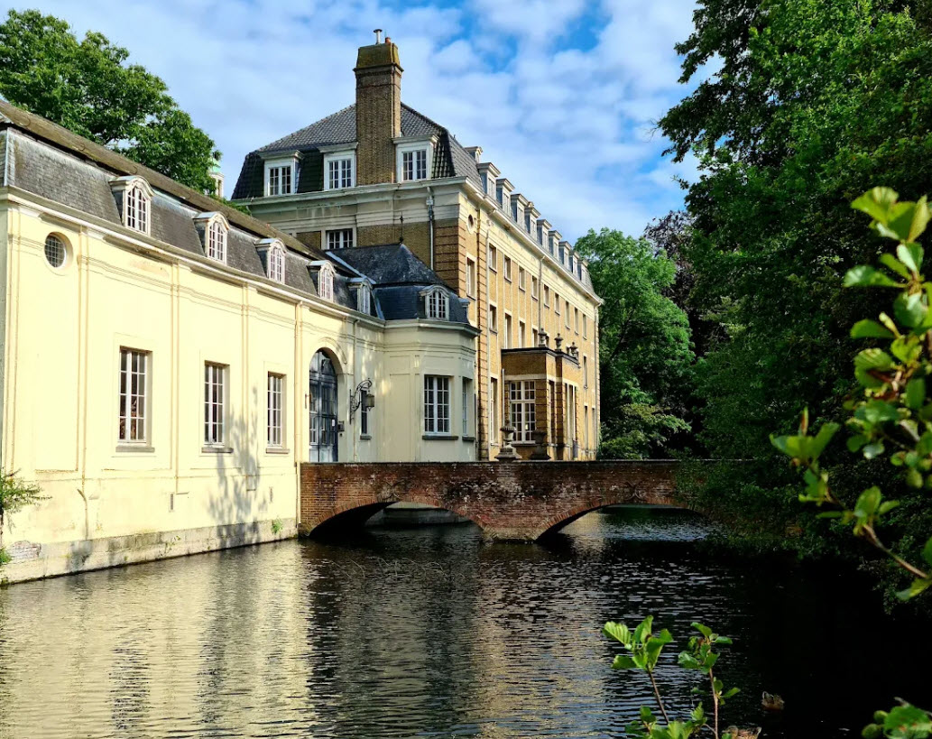 Kasteel Ter Beken, Belgium